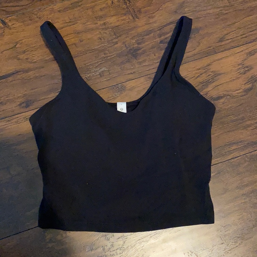 Lululemon black aligned crop